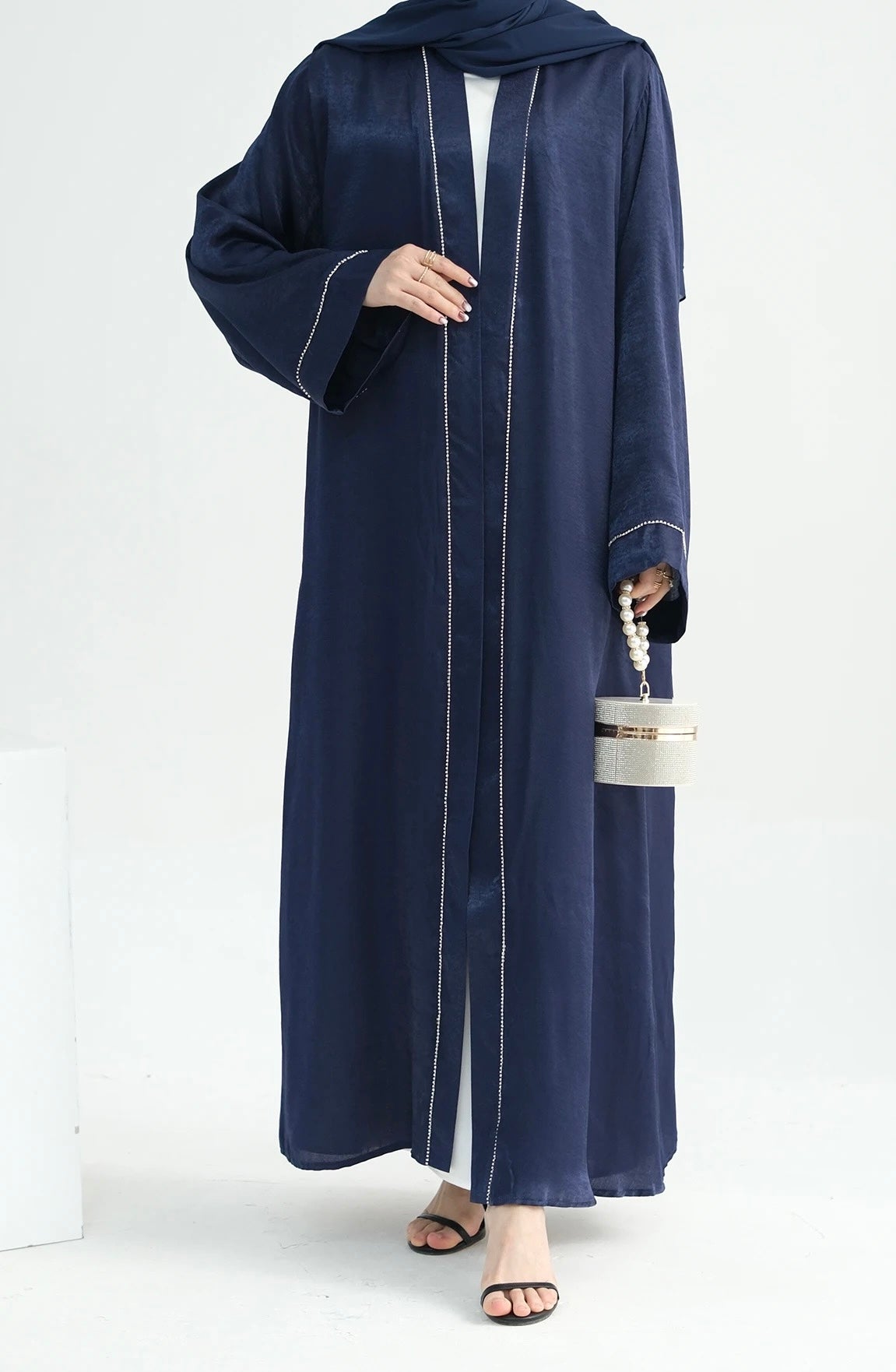 Diamantes Kimono Abaya